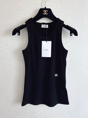 sleeveless knitwear