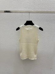 Solid color simple round neck knitted vest