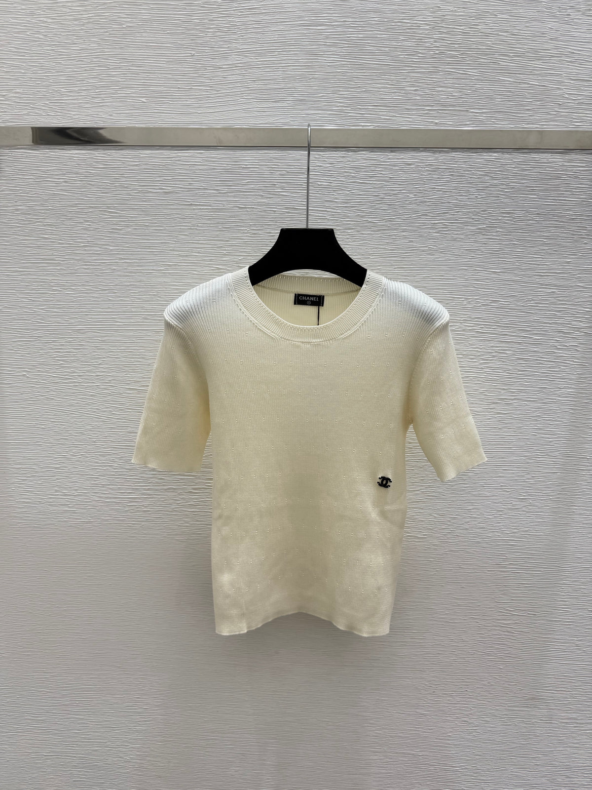 simple round neck knit short-sleeved top