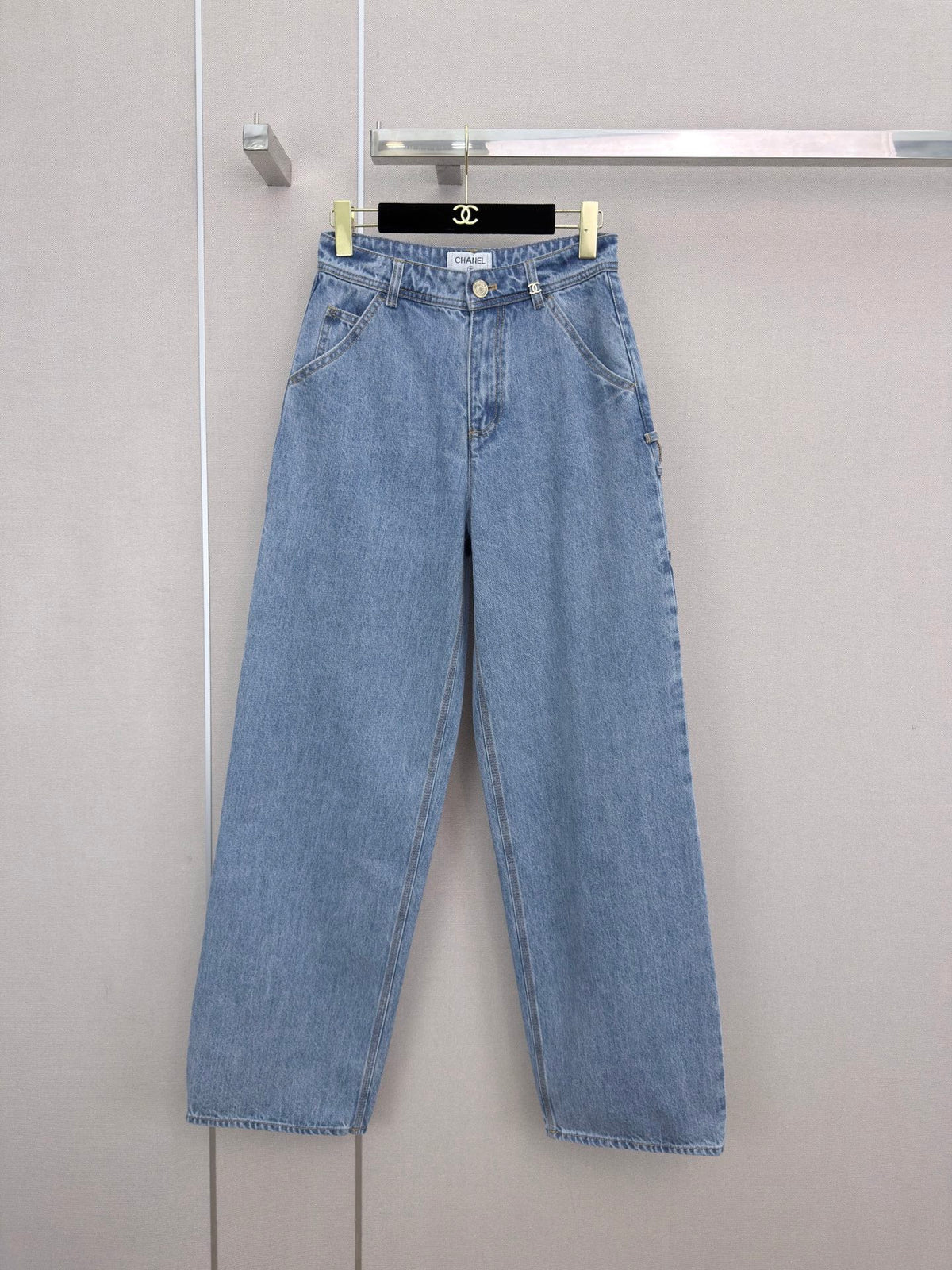 Straight-leg utility jeans