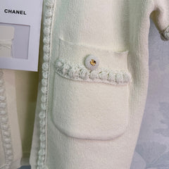 White Short-Sleeved Jacket