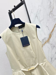 Sleeveless dress with a "faux-layered" design