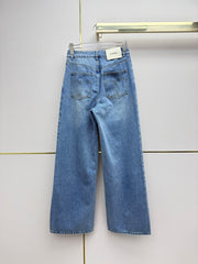 High-waisted wide-leg jeans