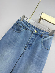 High-waisted wide-leg jeans