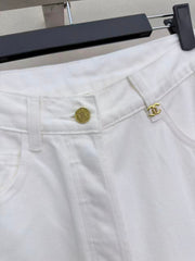 High-waisted wide-leg jeans
