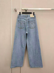 High-waisted wide-leg jeans