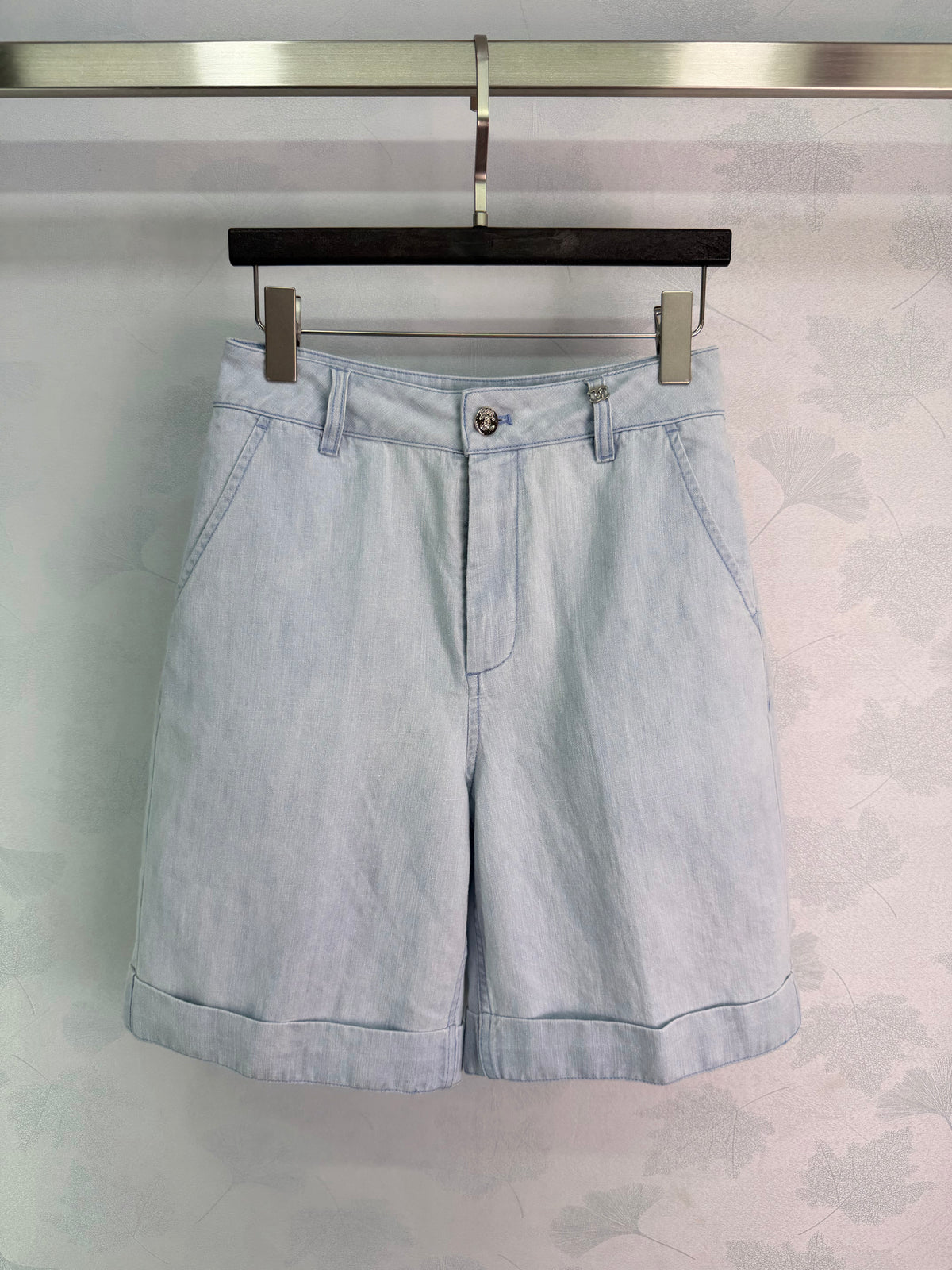 Wide-Leg Straight-Cut Linen Denim Shorts