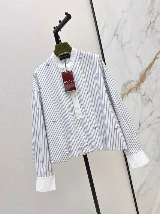 Loose-fit striped shirt with a classic collar