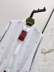 Loose-fit striped shirt with a classic collar