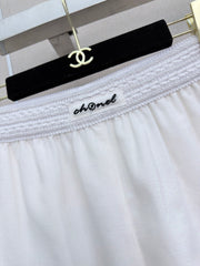 Elastic-waist shorts