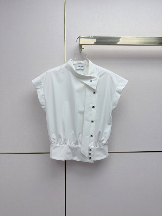 Stand-collar top