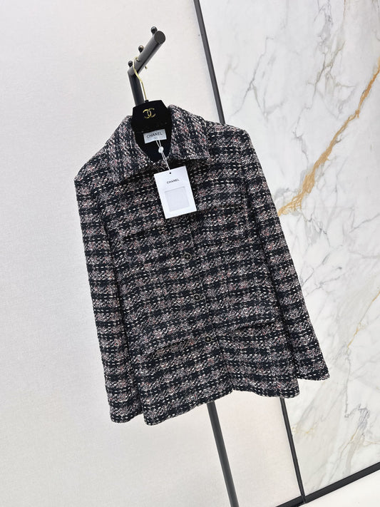 Mid-length tweed jacket