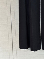 Short-sleeved knit top