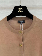 Cashmere knit cardigan