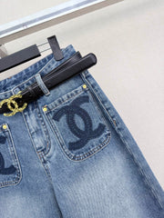 Wide-leg jeans with pockets