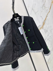 Sophisticated Knitted Jacket with Fold-Over Collar