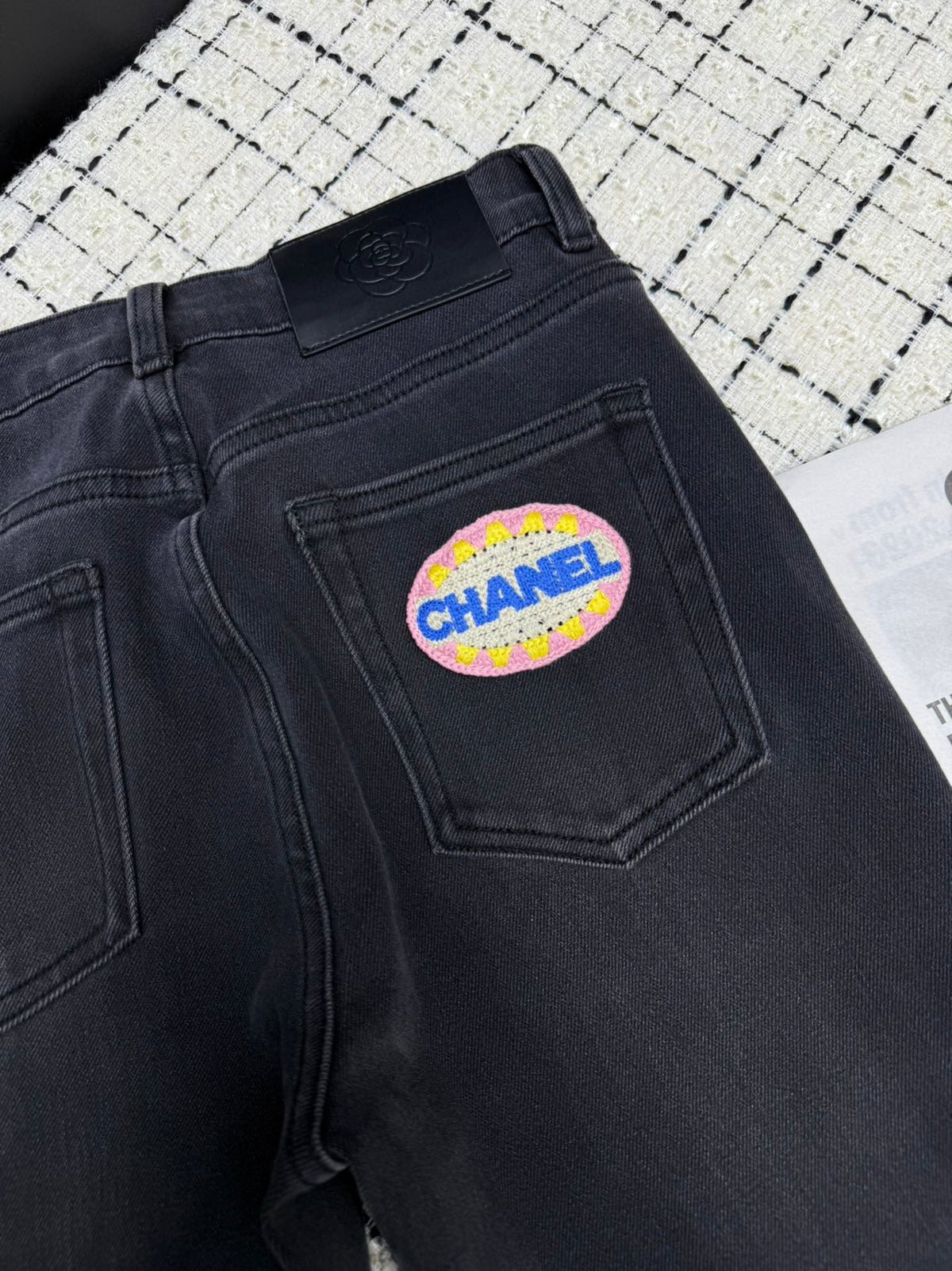 Micro-flare jeans