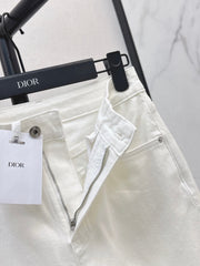 White Jeans
