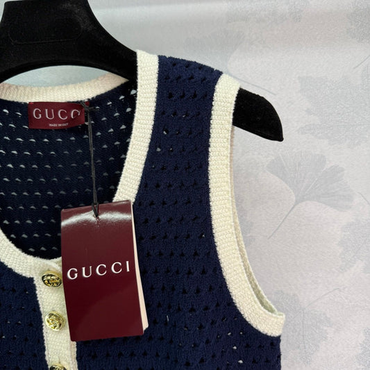 Contrast color hollow knitted vest dress