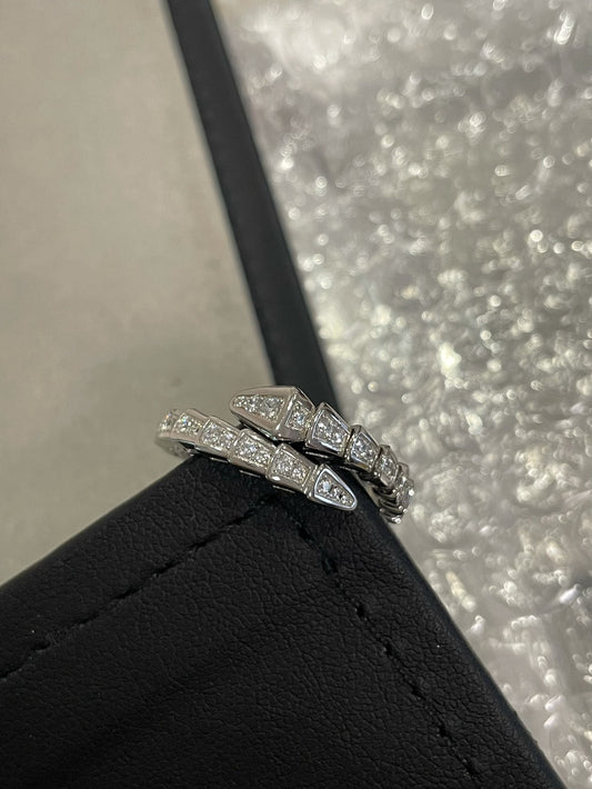 Serpent full diamond ring