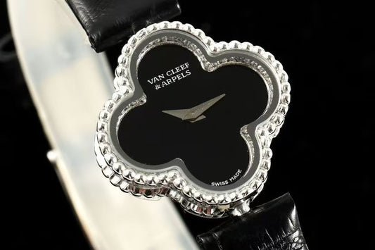 Four-leaf clover alligator leather watch