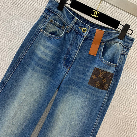 Patch pocket straight leg jeans