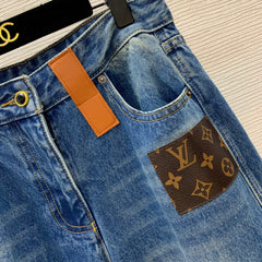 Patch pocket straight leg jeans