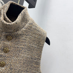 High-end retro-style vest