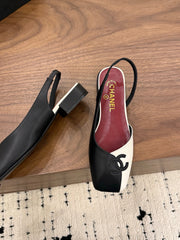 Mismatched colorway flat shoes