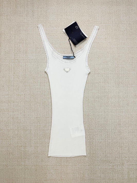 Lace patchwork vest