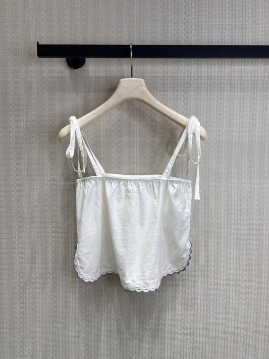 Off-white lace-trimmed vacation-style camisole