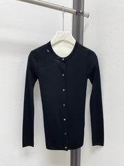 Lightweight, slim-fit, long-sleeve crew neck