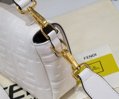 Three-dimensional textured bag