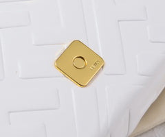 Three-dimensional textured bag
