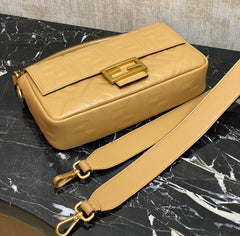 Three-dimensional textured bag